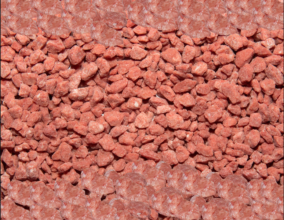Cloreto de potássio, fertilizante mineral de cor marrom.