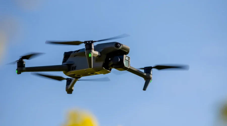 Drone em uma fazenda